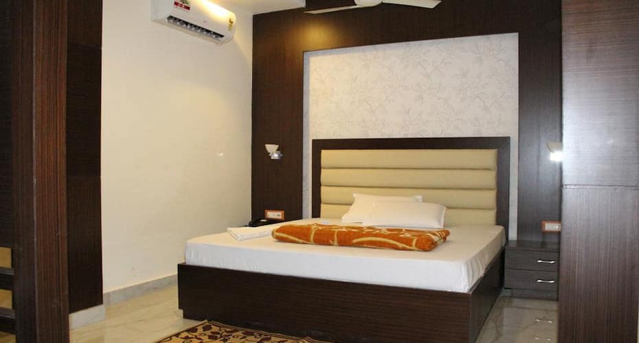 Hotel Woodland Park, Agartala 1